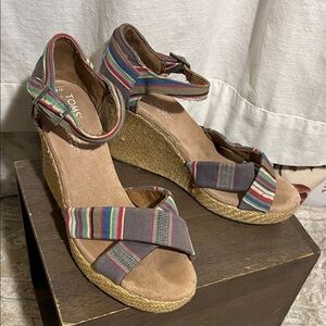 TOMS Striped Wedge Sandals Gray Multicolor